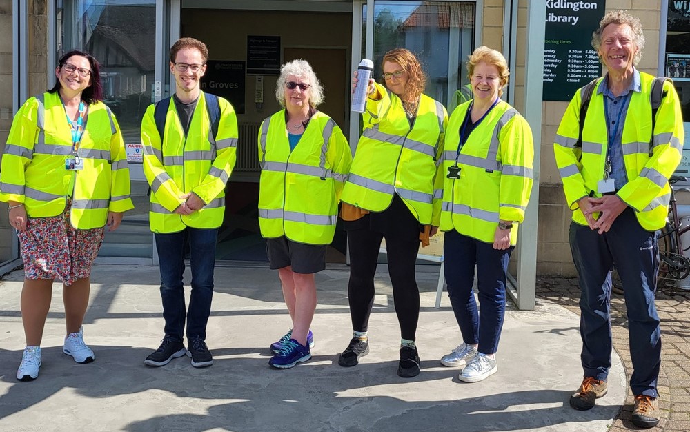 Fix my street volunteers with members of Oxfordshire County Council